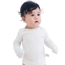 Load image into Gallery viewer, Edenswear Zinc-Fiber Baby Toddler Scratch-Proof Mittens for Eczema - Wet Wrap Therapy