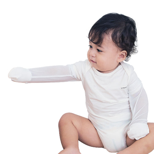 Edenswear Zinc-Fiber Mesh Mitten Sleeves Scratch-Free Mitten for Baby with Eczema